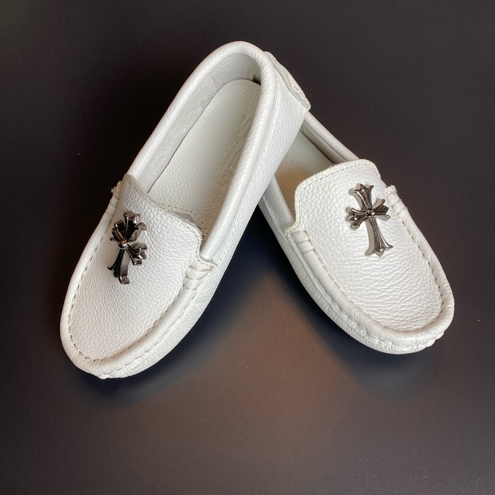 Boy shoes leather moccasins size 9.5